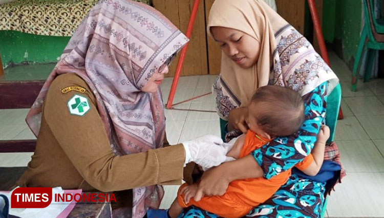 Kegiatan Posyandu di Kabupaten Pangandaran dalam rangka pencegahan kasus stunting (Syamsul Ma'arif/TIMES Indonesia)