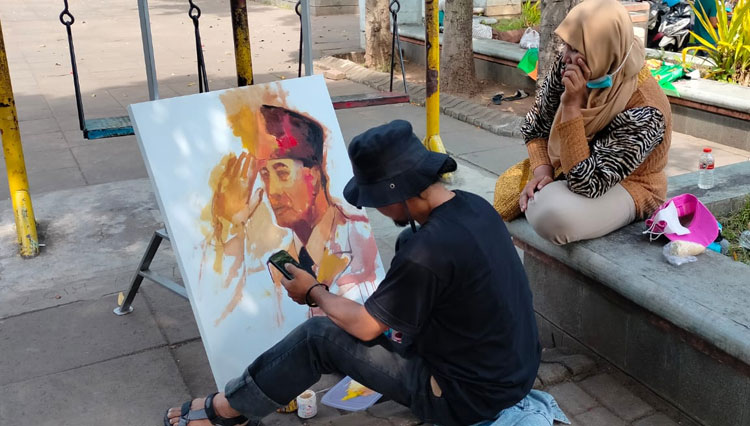 Peringati Bulan Bung Karno, Seniman di Sidoarjo Melukis Bareng Sang Proklamator