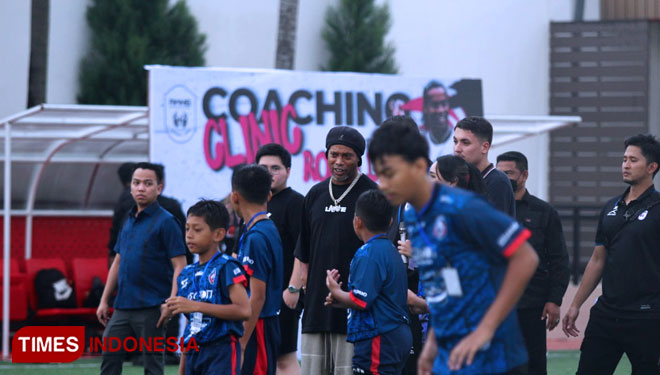 Ronaldinhoda9e9beeba9f804c.jpg
