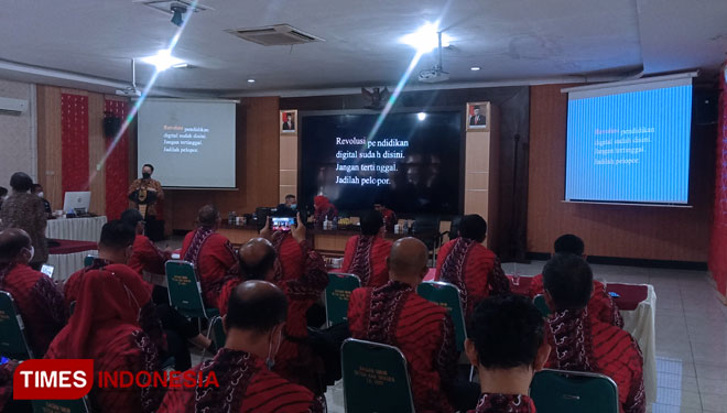 Mantan Bupati Sragen, Untung Wiyono. (FOTO: Mukhtarul Hafidh/TIMES Indonesia)