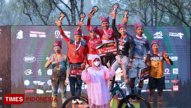 Keren! Banyuwangi Adakan Balap Sepeda Gunung di Trek Gunung Ijen