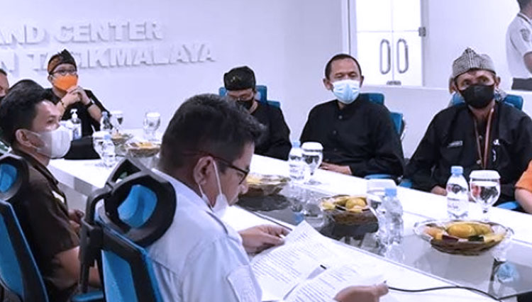 Command-Center-tasikmalaya-3.jpg