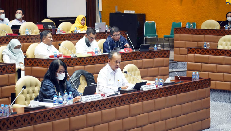 Dirjen Perumahan Kementerian PUPR RI Iwan Suprijanto saat Rapat Dengar Pendapat (RDP) dengan Komisi V DPR di Jakarta, Selasa (28/6/2022) (FOTO: Biro Komunikasi Publik Kementerian PUPR RI)
