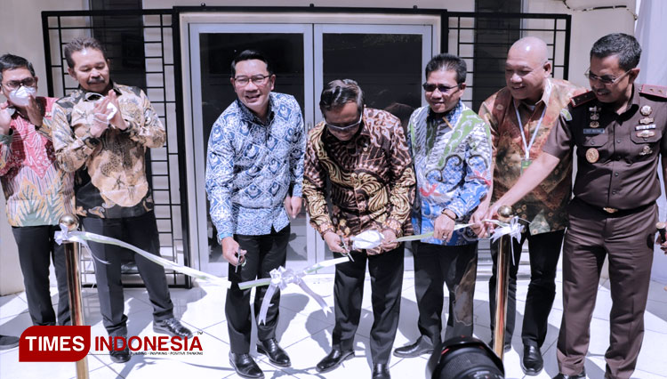 Menko Polhukam Mahfud MD meresmikan Balai Rehabilitasi Napza di Kec Cimaung, Kab Bandung, Jumat (1/7/2022). (FOTO: Iwa/TIMES Indonesia)