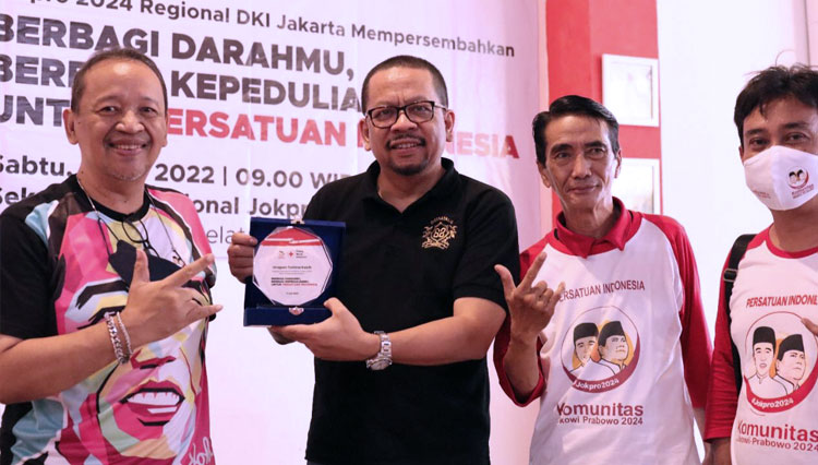 Gandeng PMI, Komunitas Jokowi Prabowo (Jokpro) 2024  gelar donor darah. (FOTO: Dok. Jokpro)