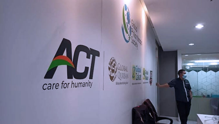 PPATK Bekukan Sementara 300 Rekening ACT