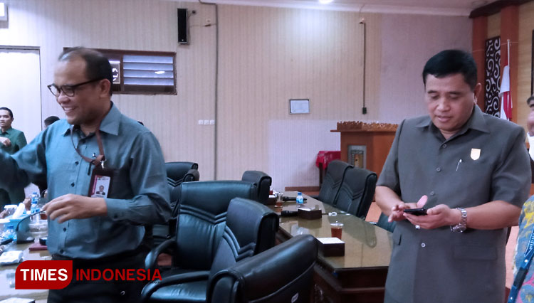 KPK-hadir-2.jpg