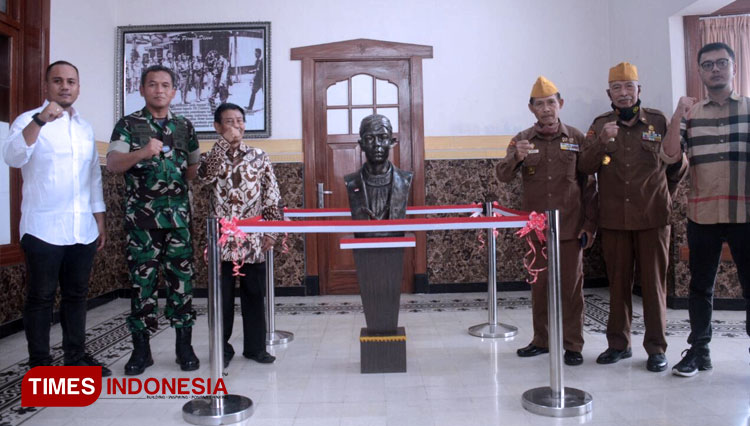 Jenderal-Sudirman.jpg