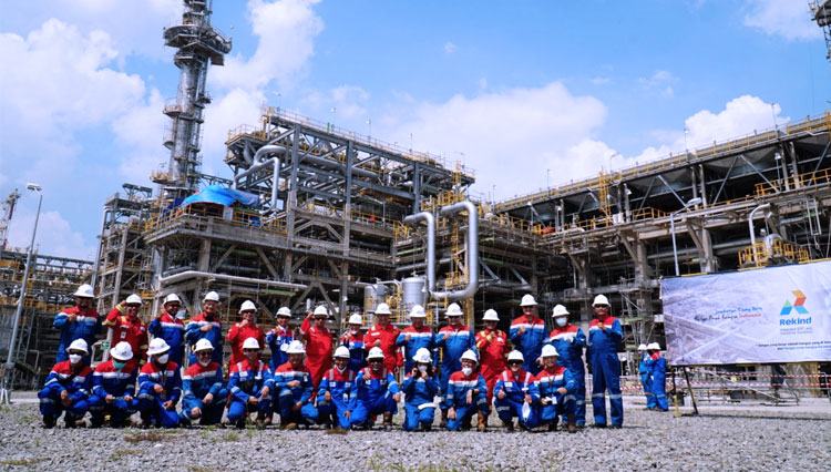 Deputi-1-KSP-bersama-Ditjen-Migas-dan-rombongan-3.jpg