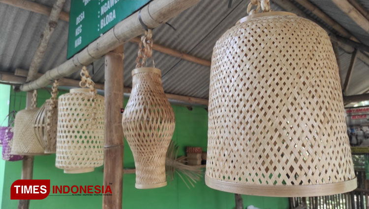 Anyaman-Bambu-Blora-3.jpg