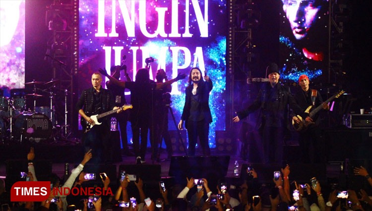 Ilustrasi konser Dewa 19. (FOTO: dok. TIMES Indonesia)