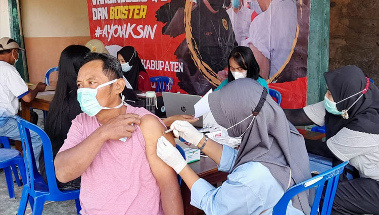 BINDA Jatim bersama Dinkes Kabupaten Blitar Akselerasi Vaksinasi Covid-19 di Kabupaten Blitar