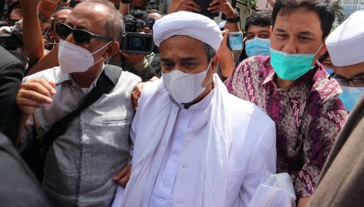 Rizieq Shihab Bebas Hari Ini? Kuasa Hukum: Mohon Doannya - TIMES Indonesia