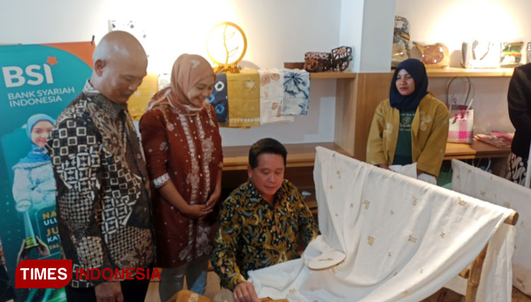 BSI Resmikan UMKM Center di Surabaya, Target Permodalan Tumbuh 6 Persen