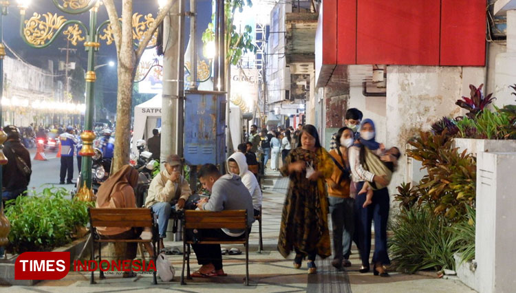 Suasana Kayutangan Heritage Kota Malang saat malam hari. (Foto: Rizky Kurniawan Pratama/TIMES Indonesia)
