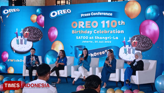 Keseruan perayaan Ulang Tahun Oreo ke-110 tahun. (FOTO: Fahmi/TIMES Indonesia)