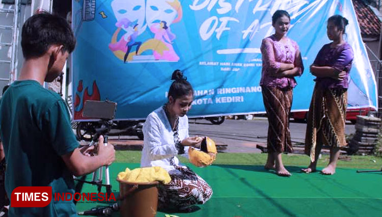 Anak-Anak Kampung Seni Kota Kediri Unjuk Gigi Dalam Festival Seni