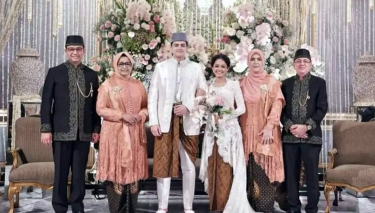 Foto Pernikahan Tia Putri Gubernur DKI Jakarta Anies Baswedan dengan Ali Saleh Alhuraiby. (FOTO: instagram Anies update)
