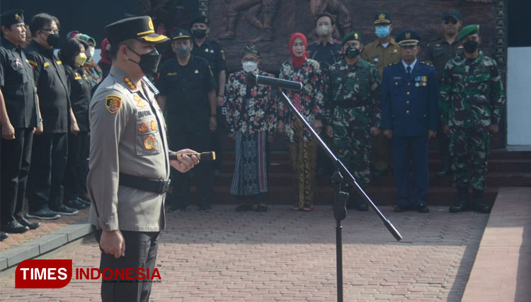 Kapolresta Malang Kota Sayangkan Aksi Vandalisme di Monumen Patung Pahlawan Trip