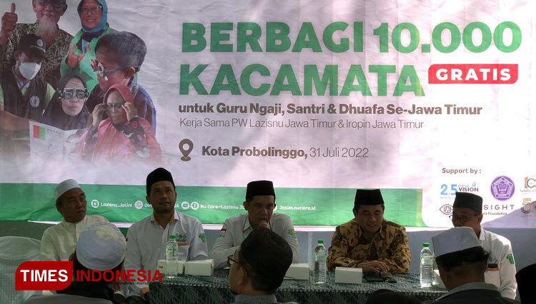 bantuan-kaca-mata-dari-LAZISNU-Kota-Probolinggo-a.jpg