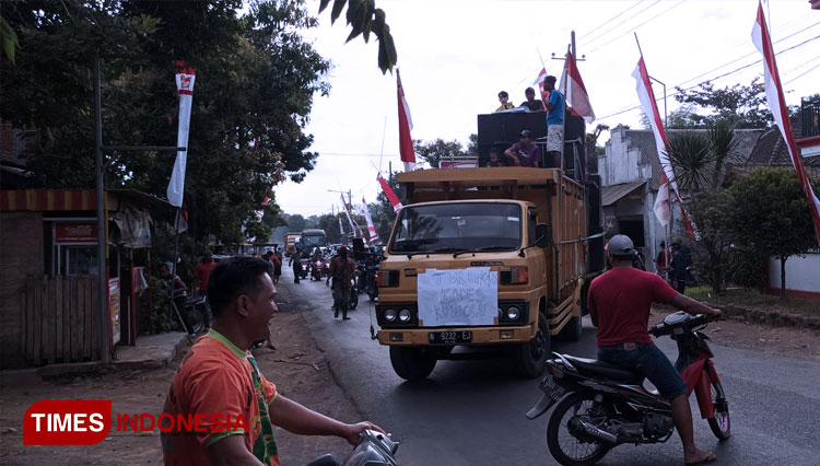 Warga-Desa-Kuwolu-di-Kabupaten-Malang-23.jpg