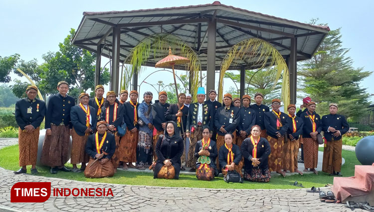 Jamasan-Pusaka-a.jpg