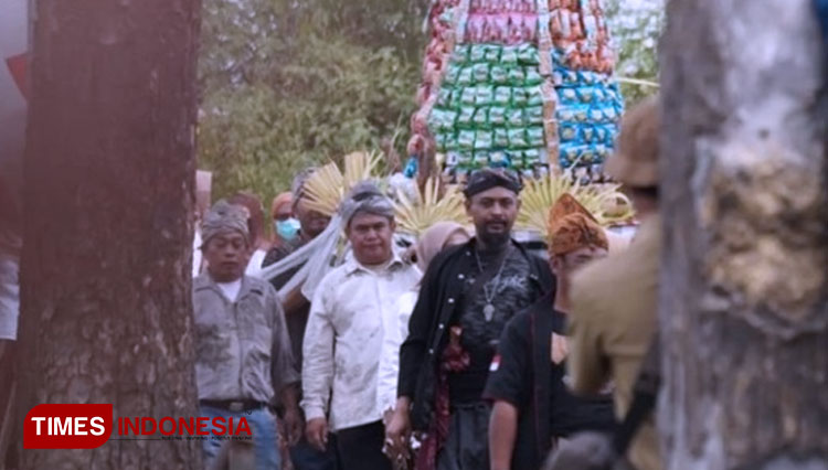 Tumpeng-Agung-2.jpg
