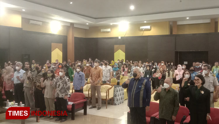 Seminar-Nasional-UGM-2.jpg