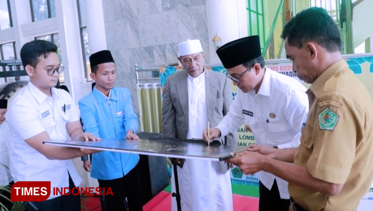 Bupati Baddrut Tamam Resmikan SDI Masjid Jami’ Asy-Syuhada Pamekasan