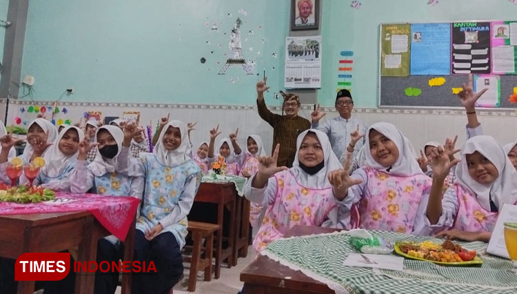 SMP-Muallimat-NU-Gresik-a.jpg