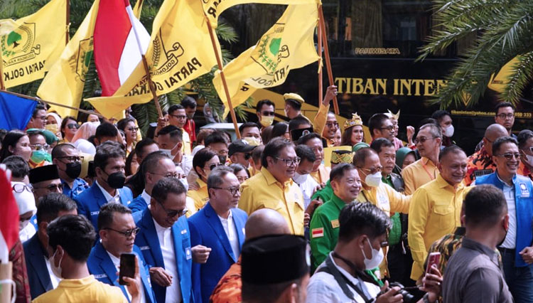 Ketua Umum Partai Golkar Airlangga Hartarto memimpin partainya mendaftar sebagai peserta Pemilu 2024, Rabu (10/8/2022). (Foto: Partai Golkar for TIMES Indonesia)