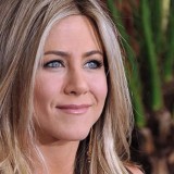 Meditasi Bikin Jennifer Aniston Awet Muda 