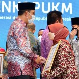 Wali Kota Banjar Raih Penghargaan Bintang Jasa Bhakti Koperasi dari Menteri KUKM RI