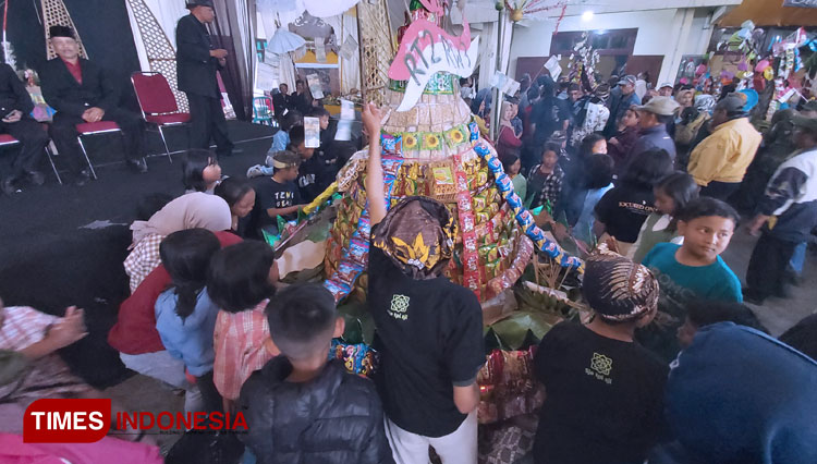 Warga-Desa-Tosari-3.jpg