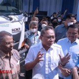 Menteri Zulkifli Hasan Apresiasi Pelepasan Ekspor Tekstil Benang di Sumedang