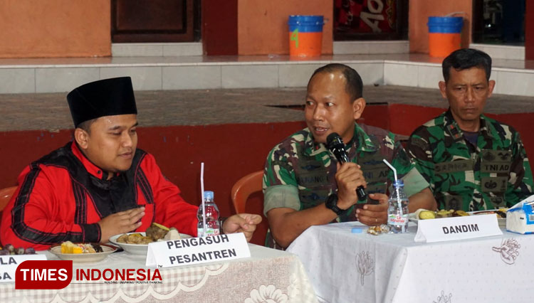 Kunjungi Ponpes At-Tadzkir, Dandim 0617/Majalengka Berikan Motivasi pada Santri