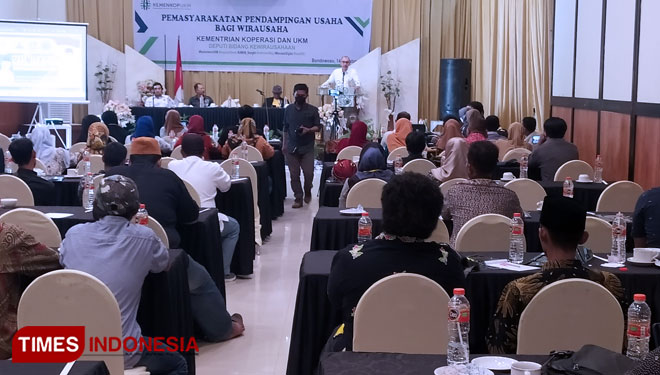 Genjot Peningkatan Ekonomi, Nasim Khan Lakukan Pendampingan Pelaku UMKM di Bondowoso