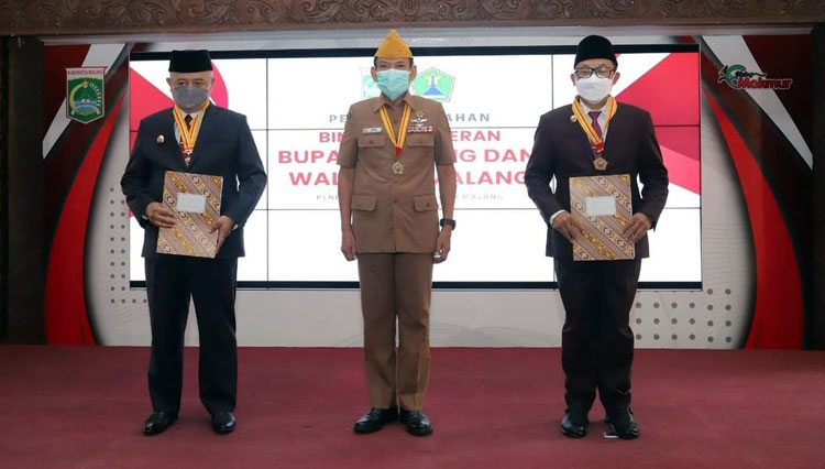 LVRI Anugerahkan Bintang Veteran kepada Bupati Malang dan Wali Kota Malang