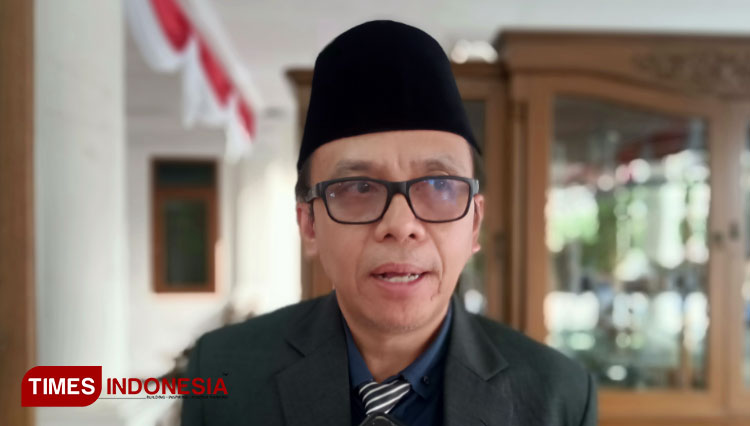 Agus Muslih, Inspektur pada Inspektorat Daerah Kota Banjar saat dimintai keterangan terkait penyelewengan anggaran BUMDes Desa Balokang (foto: Susi/TIMES Indonesia)
