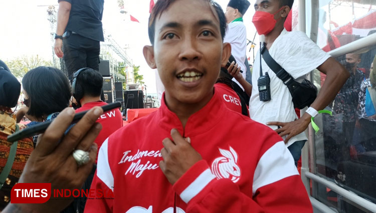 Berkat Doa Istri, Syaiful Dapat Jaket G20 Spesial dari Tangan Presiden RI Jokowi