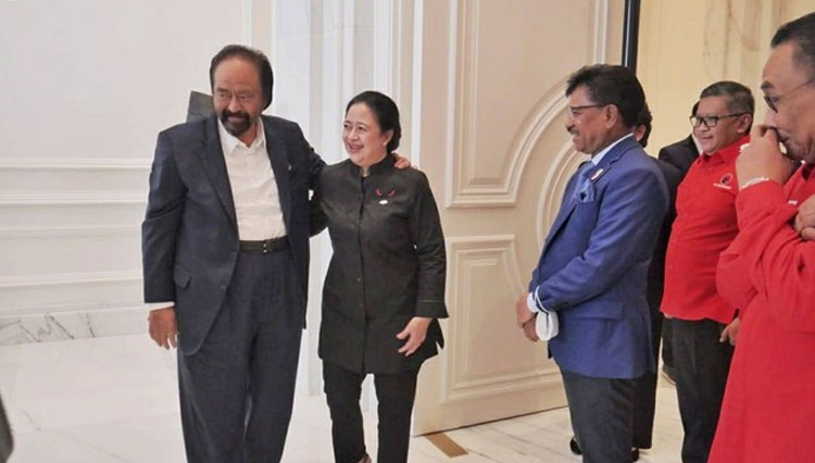 Ketum NasDem Surya Paloh memeluk Ketua DPP PDIP Puan Maharani. (FOTO: dok NasDem)