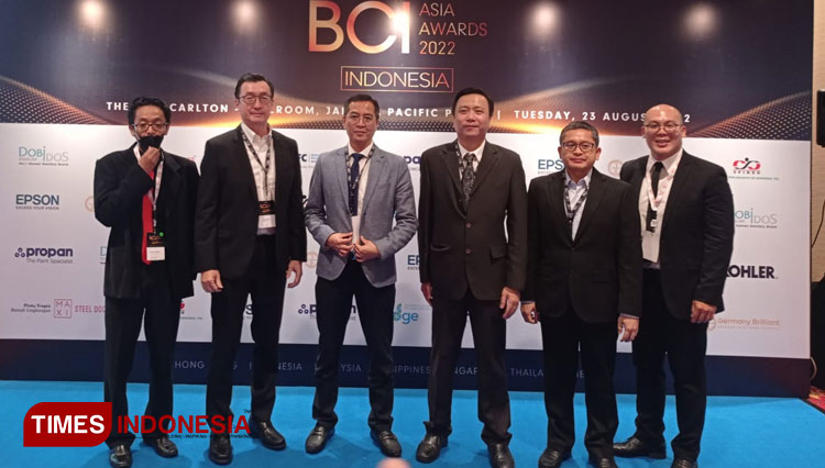 BCI-Asia-Top-10-Awards-a.jpg