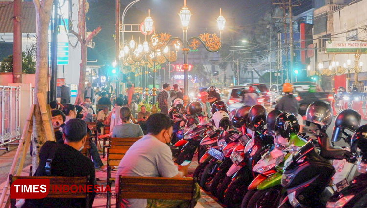 4 Tempat Menghabiskan Malam Tahun Baru Di Malang Bareng Pasangan 4 Tempat Menghabiskan Malam Tahun Baru Di Malang Bareng Pasangan