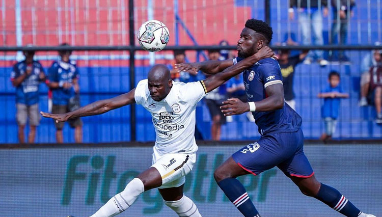Banjir Gol, Arema FC Ungguli RANS Nusantara di Babak Pertama