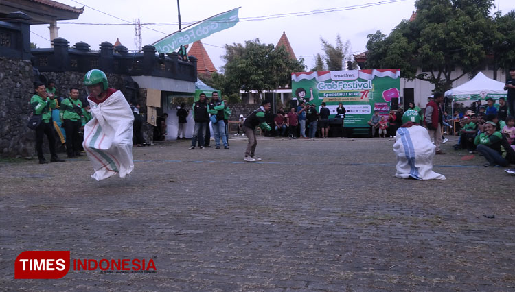 Grab-Festival-2.jpg