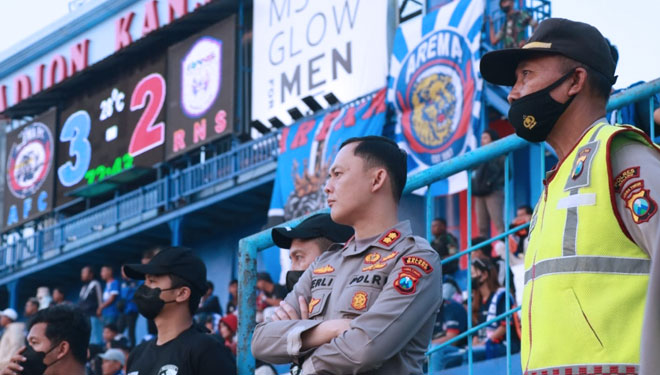 Waspada Copet Saat Di Tribun, Polres Malang Bagi Tips Aman Nonton Arema ...