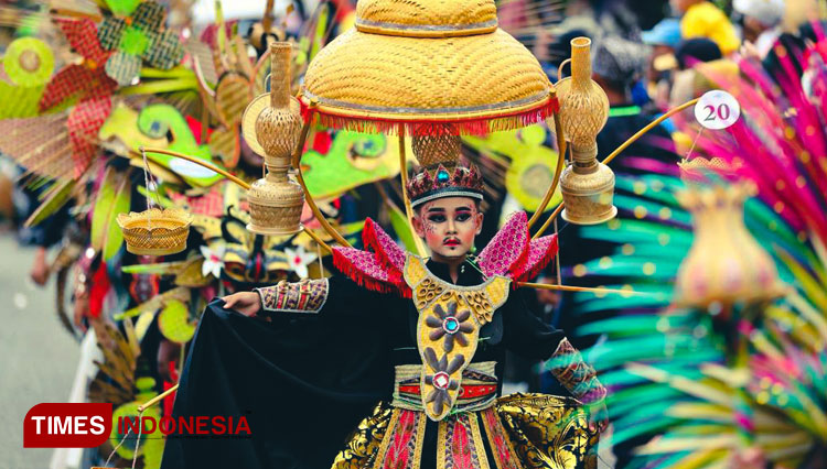 Banyuwangi Punya Gintangan Bamboo Festival, Parade Busana Berbahan Dasar Bambu