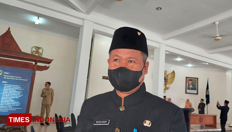 Pejabat-Struktural-pacitan-2.jpg