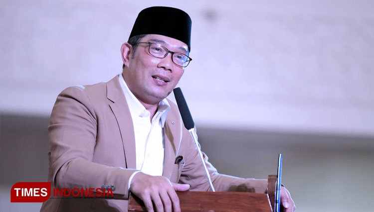 Gubernur Jabar Ridwan Kamil jadi pembicara di UIN Sunan Gunung Djati Bandung, Senin (29/08/2022). (FOTO: Adpim Jabar for TIMES Indonesia)
