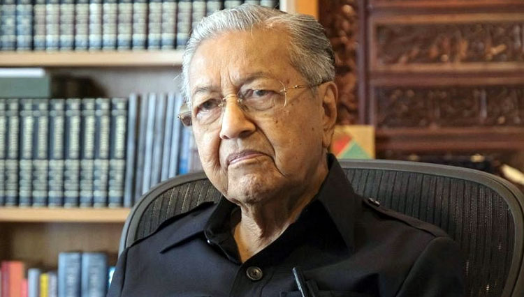 Mantan PM Malaysia Mahathir Mohamad Positif Covid-19 Meski Sudah Divaksin
